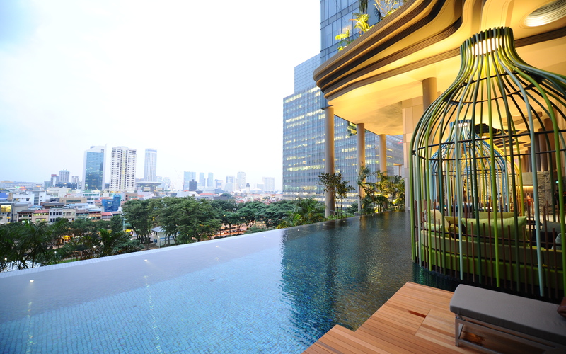 Infinity pool of PARKROYAL on Pickering